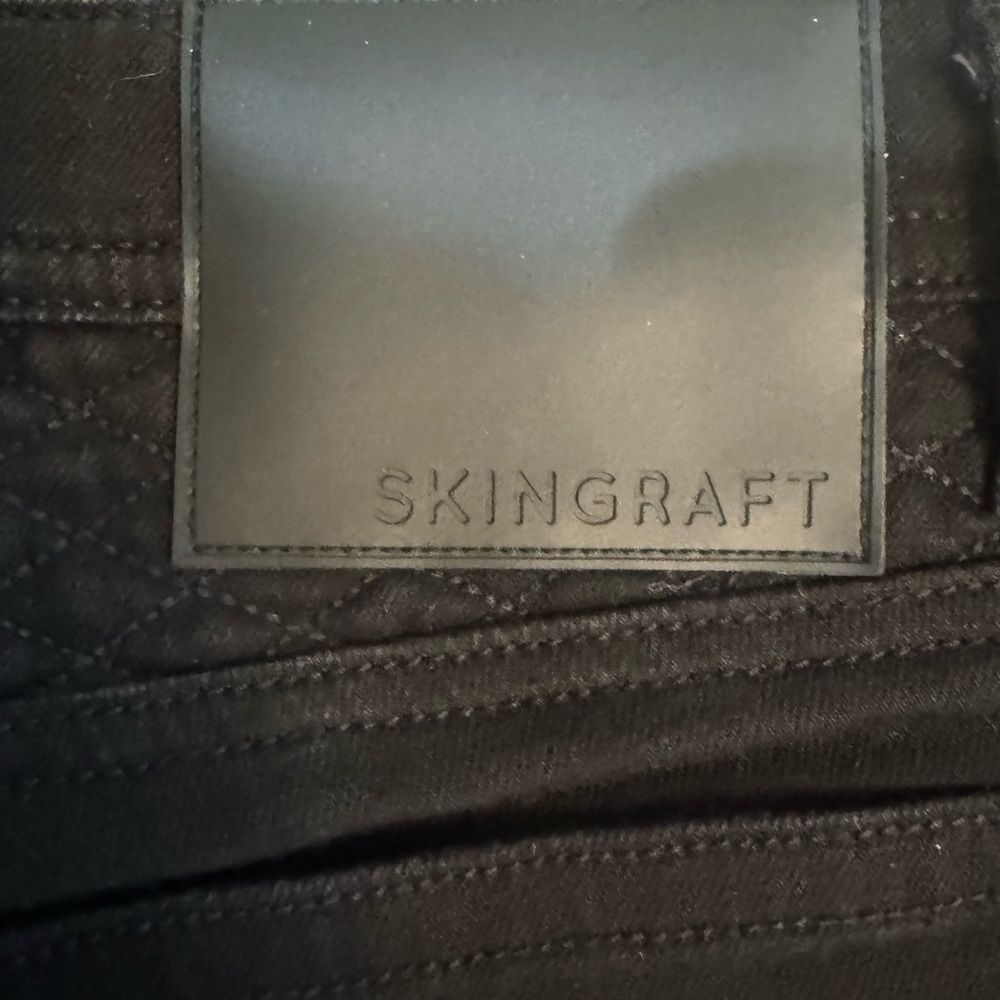 Skingraft Black Moto Skinny Jeans With Quilted Panels And Zipper Details Size 28 - Picture 13 of 16